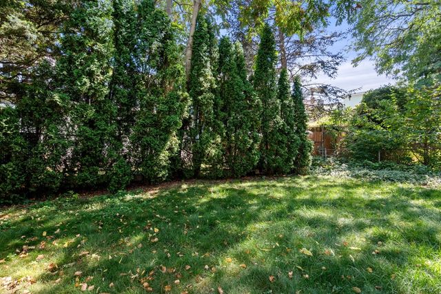 30 Union St 1, Cambridge, MA 02141