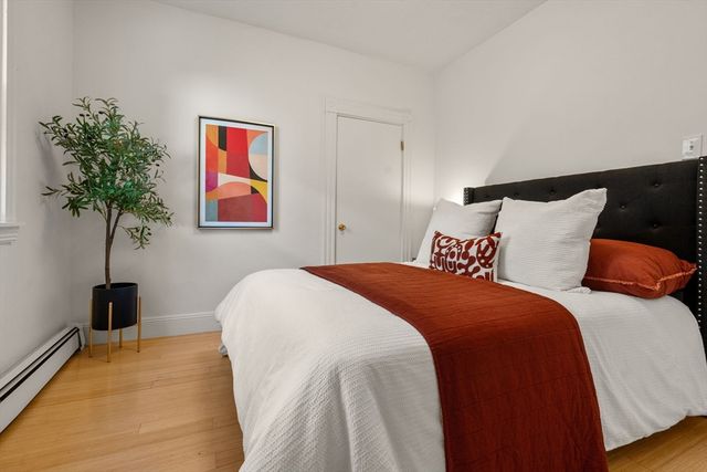 30 Union St 1, Cambridge, MA 02141