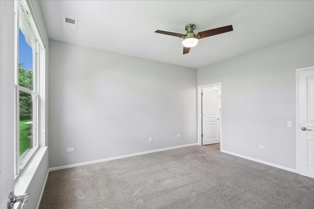 3304 Comstock Court, Mundelein, IL 60060