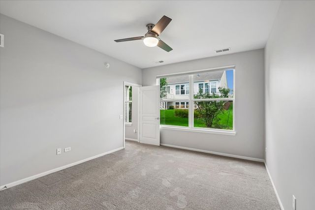 3304 Comstock Court, Mundelein, IL 60060