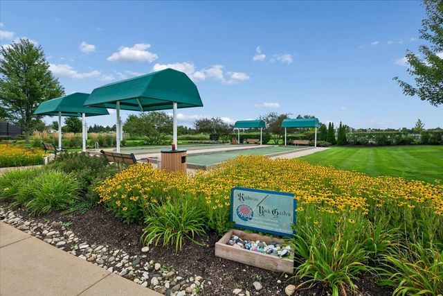 3304 Comstock Court, Mundelein, IL 60060