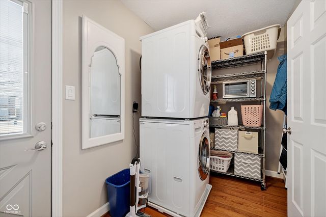 12854 Brookshire Parkway, Carmel, IN 46033