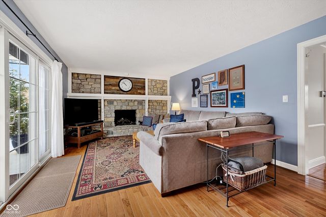 12854 Brookshire Parkway, Carmel, IN 46033