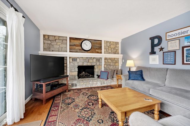 12854 Brookshire Parkway, Carmel, IN 46033