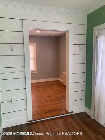 140 Franklin Avenue Front, Ocean Grove, NJ 07756