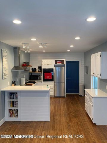 140 Franklin Avenue Front, Ocean Grove, NJ 07756