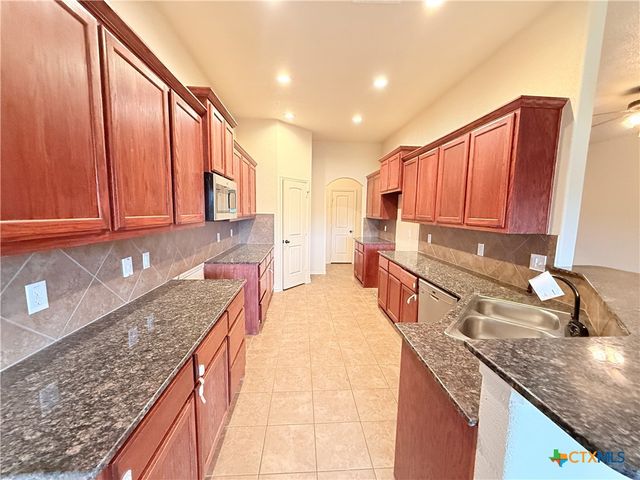 2411 Settlement Road, Copperas Cove, TX 76522