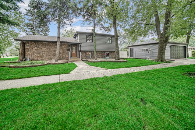 17204 Chicago Avenue, Lansing, IL 60438