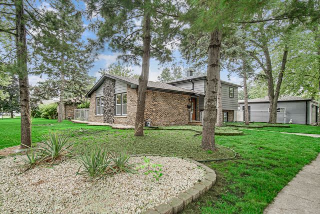 17204 Chicago Avenue, Lansing, IL 60438