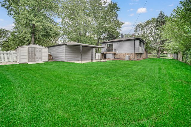 17204 Chicago Avenue, Lansing, IL 60438
