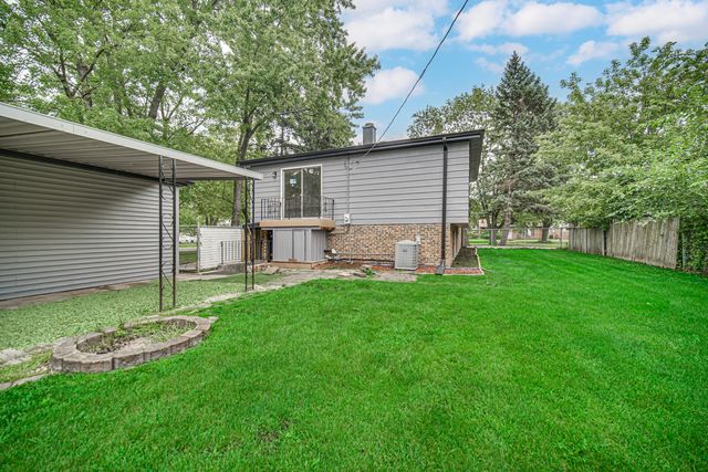 17204 Chicago Avenue, Lansing, IL 60438