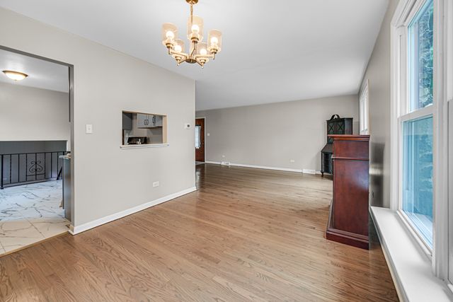 17204 Chicago Avenue, Lansing, IL 60438