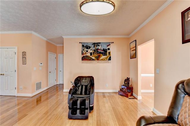 1500 Hampton Hollow Drive, Lawrenceville, GA 30043