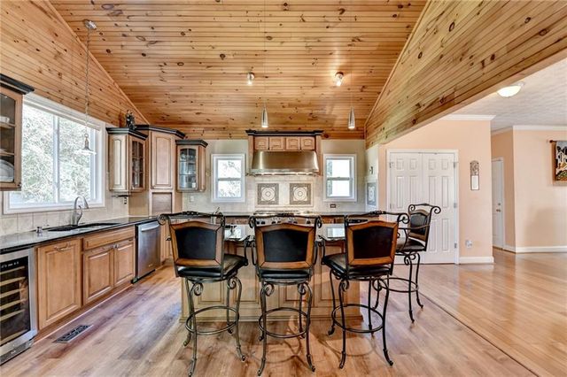 1500 Hampton Hollow Drive, Lawrenceville, GA 30043