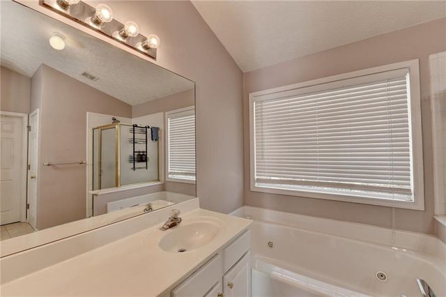 1500 Hampton Hollow Drive, Lawrenceville, GA 30043