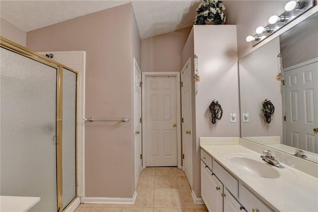 1500 Hampton Hollow Drive, Lawrenceville, GA 30043