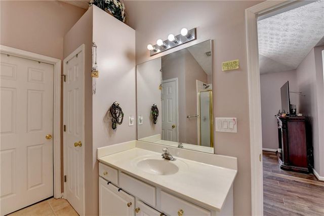 1500 Hampton Hollow Drive, Lawrenceville, GA 30043