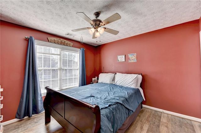 1500 Hampton Hollow Drive, Lawrenceville, GA 30043