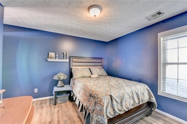 1500 Hampton Hollow Drive, Lawrenceville, GA 30043