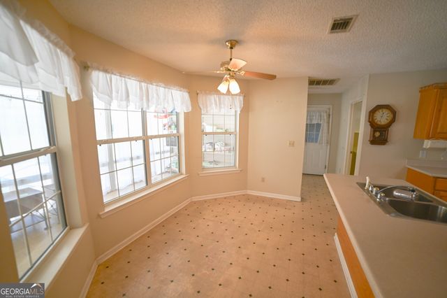 3170 Sheri Lane, Blackshear, GA 31516