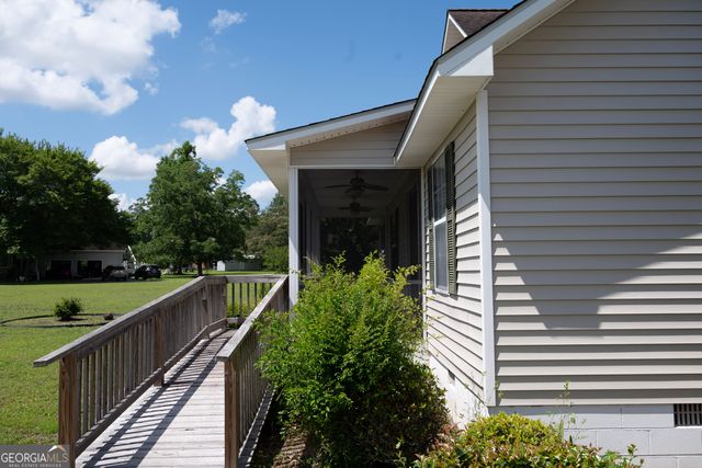 3170 Sheri Lane, Blackshear, GA 31516
