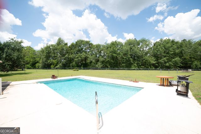 3170 Sheri Lane, Blackshear, GA 31516