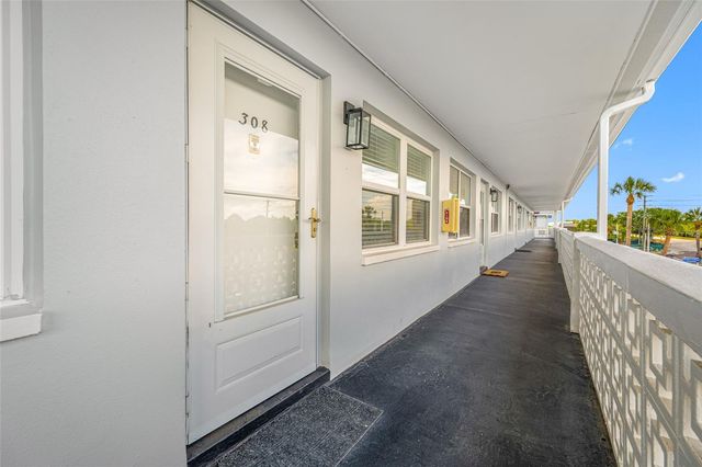 1001 77TH AVENUE N 308, St Petersburg, FL 33702