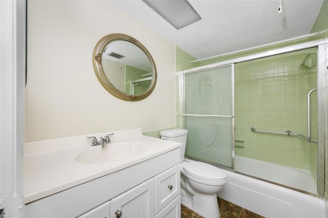 1001 77TH AVENUE N 308, St Petersburg, FL 33702