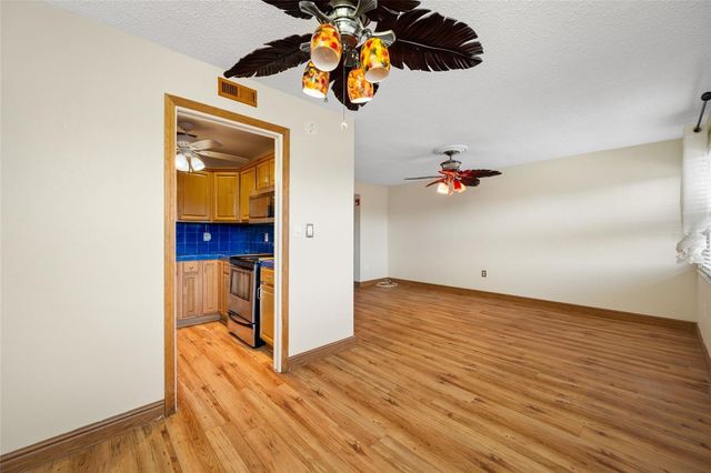 1001 77TH AVENUE N 308, St Petersburg, FL 33702