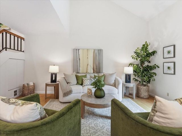 84 Shelley Avenue, Campbell, CA 95008