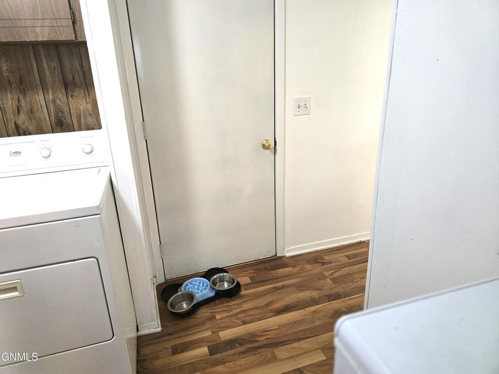 310 Buckingham Place, Bismarck, ND 58504 photo 19