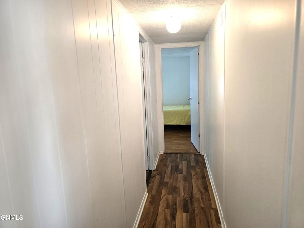 310 Buckingham Place, Bismarck, ND 58504 photo 22