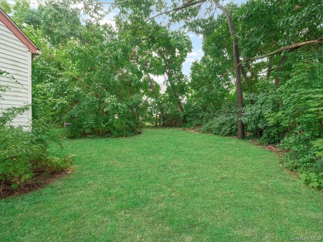 130 Lemon Street, Central Islip, NY 11722