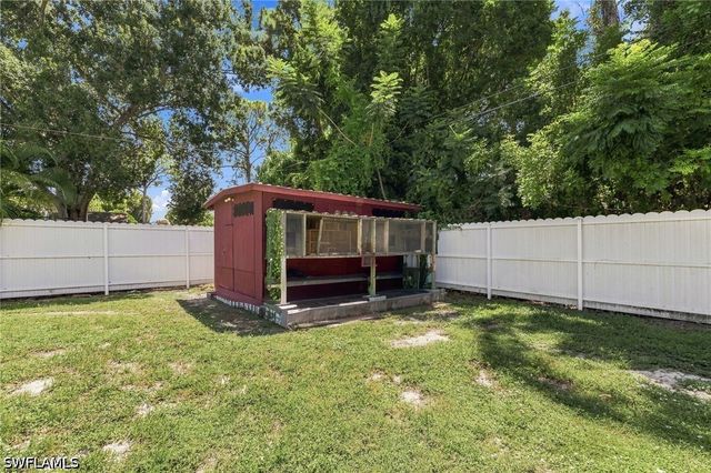 8192 New Jersey BLVD, Fort Myers, FL 33967