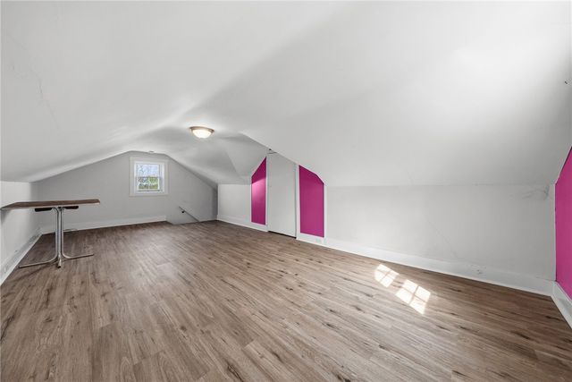 27 W Bellecrest Ave, Brentwood, PA 15227