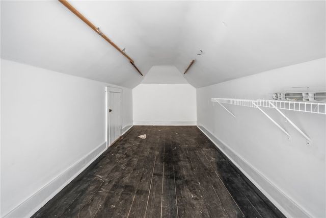 27 W Bellecrest Ave, Brentwood, PA 15227