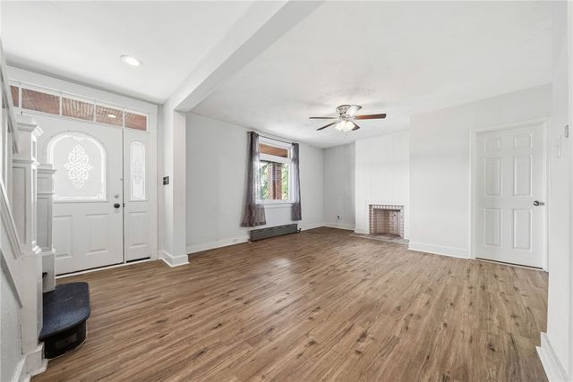 27 W Bellecrest Ave, Brentwood, PA 15227