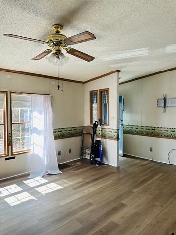 47 Washington Street 54, Auburn, MA 01501