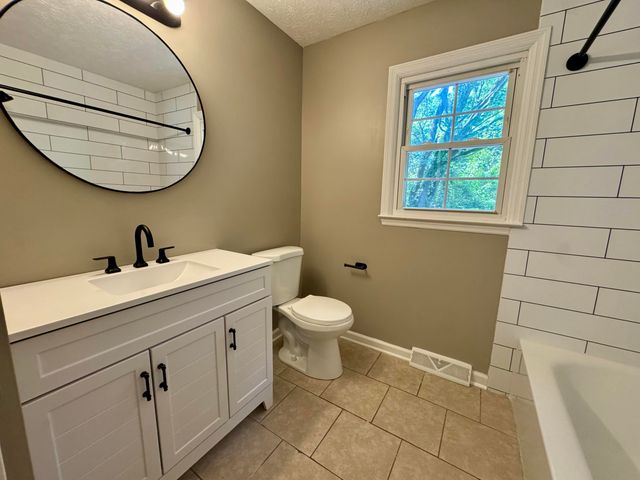 610 Cottonwood Drive, Richmond, KY 40475
