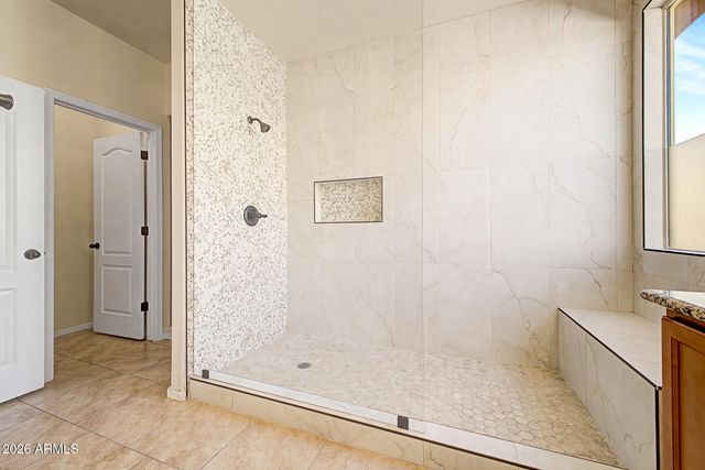 8231 S 70TH Drive, Laveen, AZ 85339