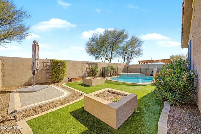 8231 S 70TH Drive, Laveen, AZ 85339