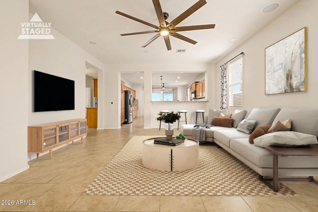 8231 S 70TH Drive, Laveen, AZ 85339