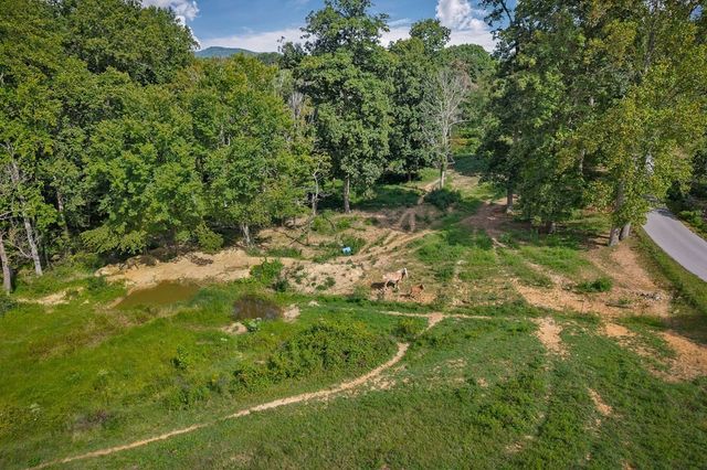 10073 Blaylock Mountain Rd, N, Cookeville, TN 38506