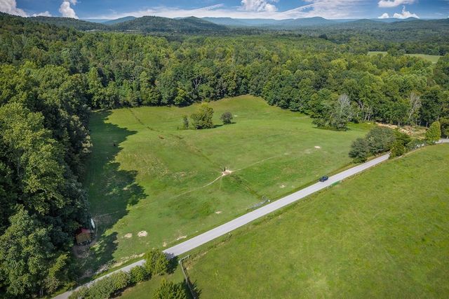 10073 Blaylock Mountain Rd, N, Cookeville, TN 38506