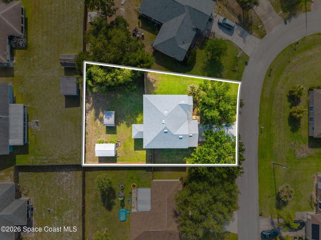 818 Boeing Street NE, Palm Bay, FL 32907