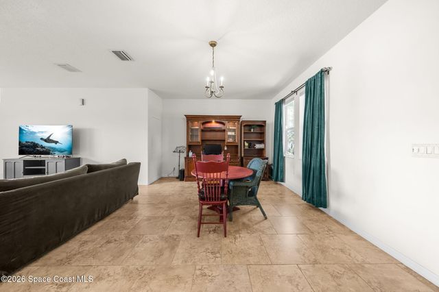 818 Boeing Street NE, Palm Bay, FL 32907