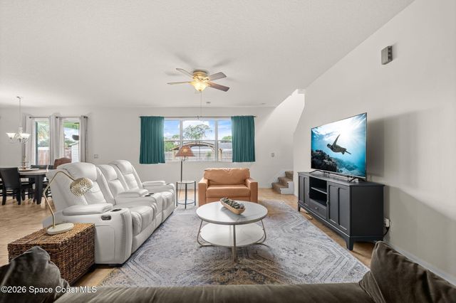 818 Boeing Street NE, Palm Bay, FL 32907