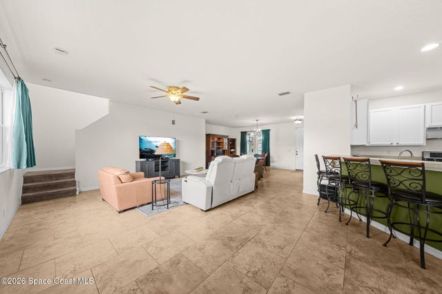 818 Boeing Street NE, Palm Bay, FL 32907