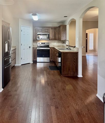 608 W Sheila Circle, Joshua, TX 76058