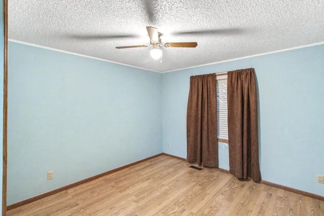 N4938 County Road J, Oxford, WI 53952
